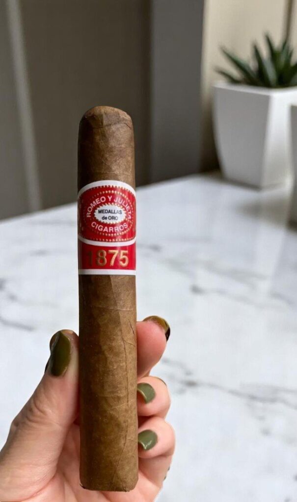บุหรี่นอก 1875 Romeo Y Julieta Bully 5x50 (25มวน)พร้อมส่ง