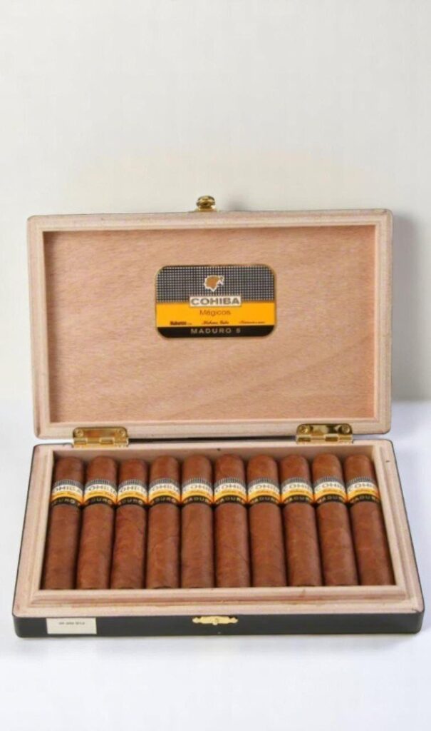 บุหรี่นอก Cohiba Maduro 5 Genios (10มวน)พร้อมส่ง