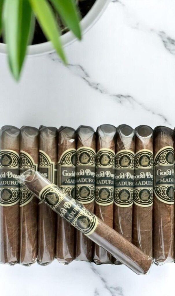 บุหรี่นอก Good Days Factory Rejects Robusto Maduro (10มวน)พร้อมส่ง