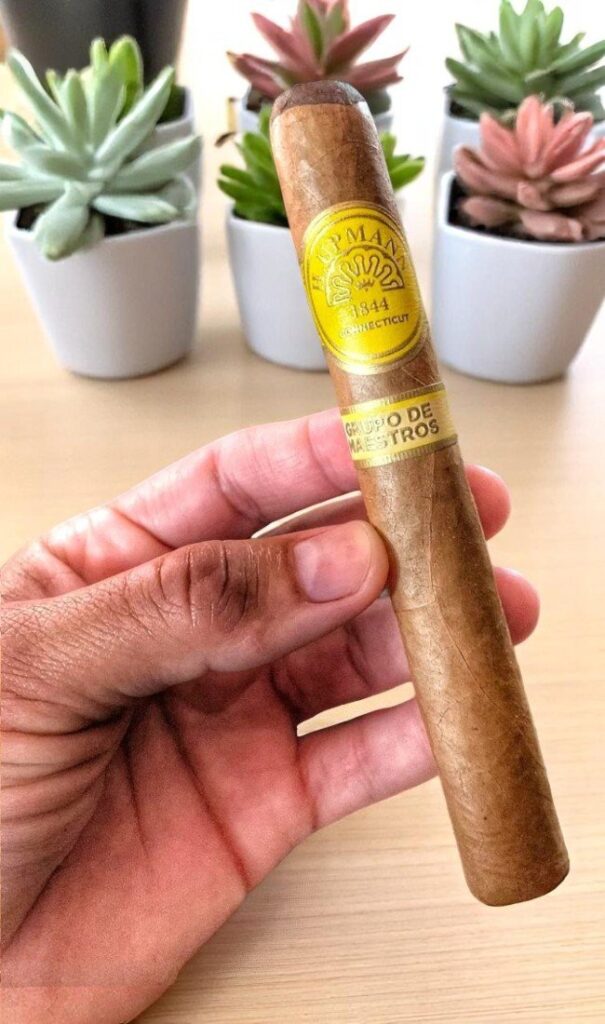 บุหรี่นอก H.Upmann Connecticut Toro 6×50 (20มวน)พร้อมส่ง