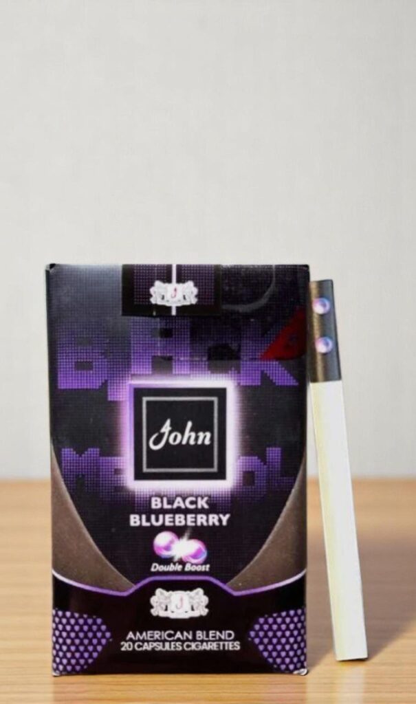 บุหรี่นอก John Black Blueberry Double Boost (2เม็ดบีบ)