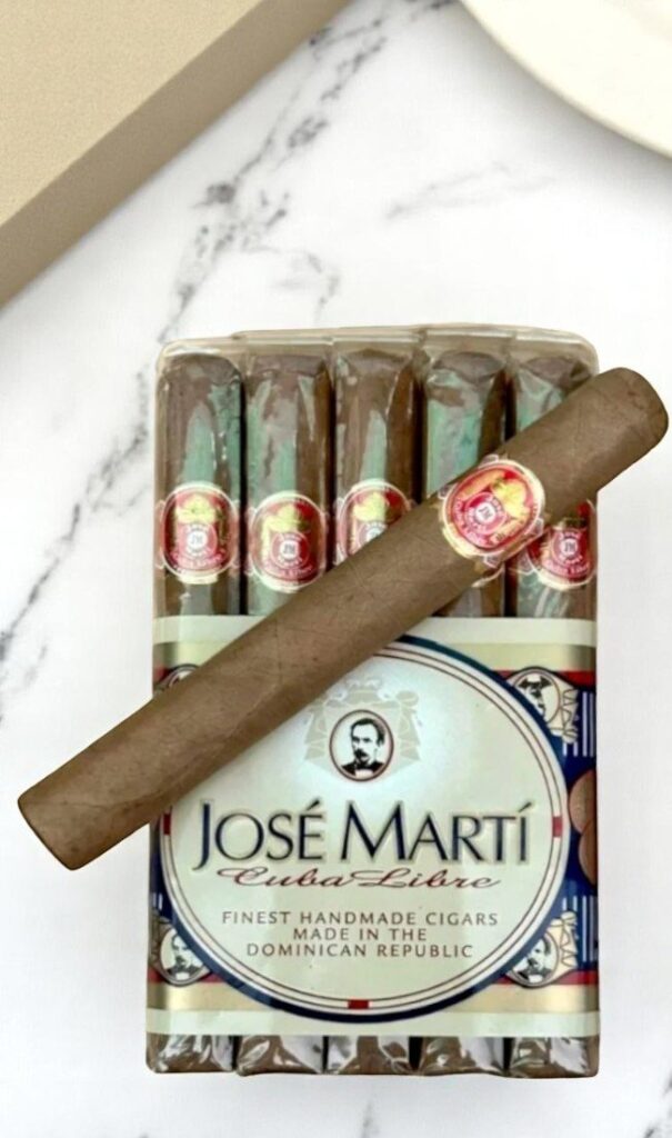 บุหรี่นอก Jose Marti Dominican Corona 5½x43 (20มวน)พร้อมส่ง