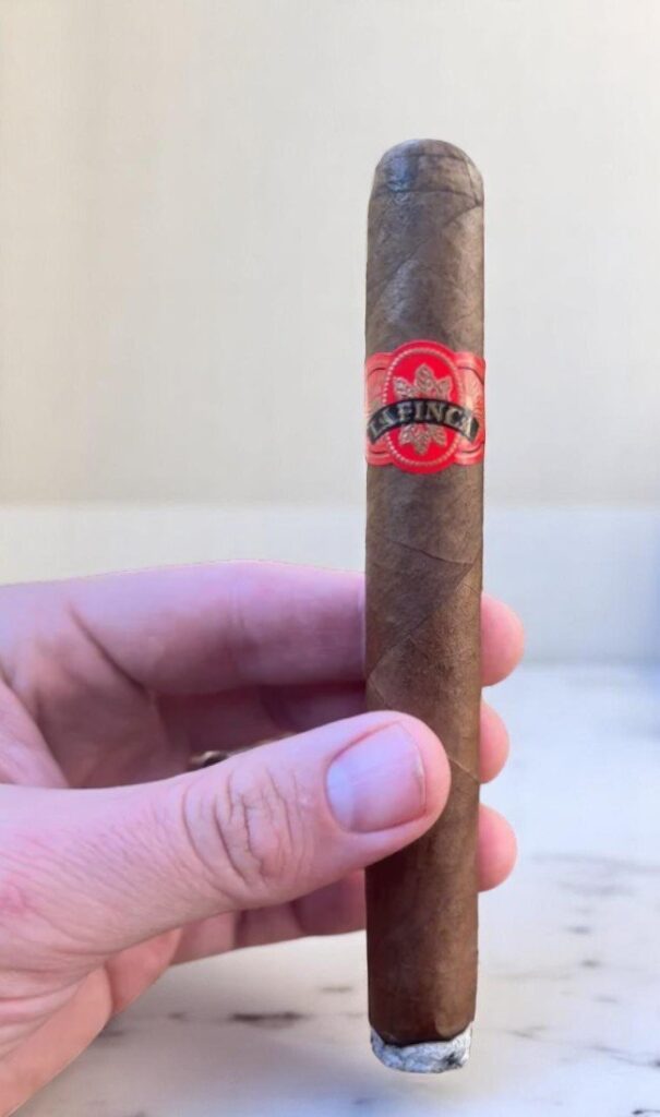 บุหรี่นอก La Finca Fifty Four Robusto Bundle 5×54 (20มวน)พร้อมส่ง