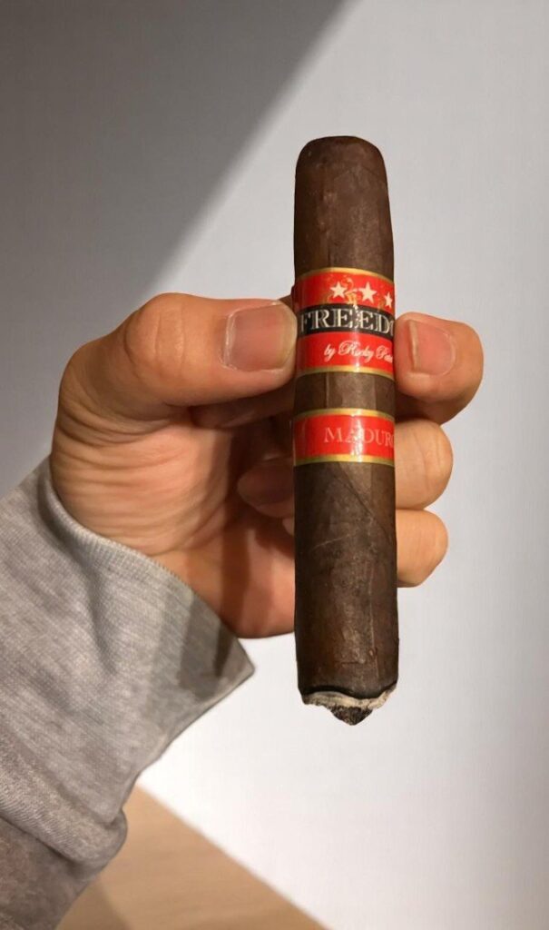 Rocky Patel Freedom Maduro Sixty 6×50 (20มวน) | Rocky Patel Freedom Maduro Sixty 6 50 20