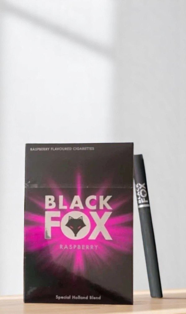 บุหรี่นอก Black Fox Raspberry (ซองแข็ง)
