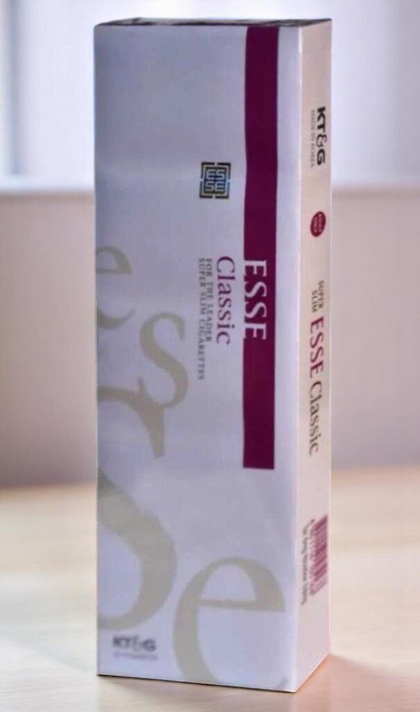 เธเธธเธซเธฃเธตเนเธเธญเธ Esse Classic | Esse Classic